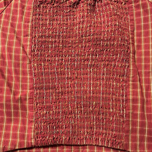 Levi's Red and Orange blouse perfect for pumpkin patch photos - Picture 5 of 5